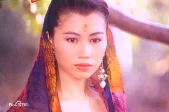 15. 杨宝玲 （1987年香港小姐冠军）2.jpg